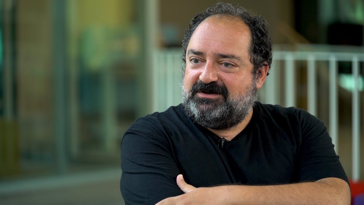 Nevzat Aydın Kimdir?