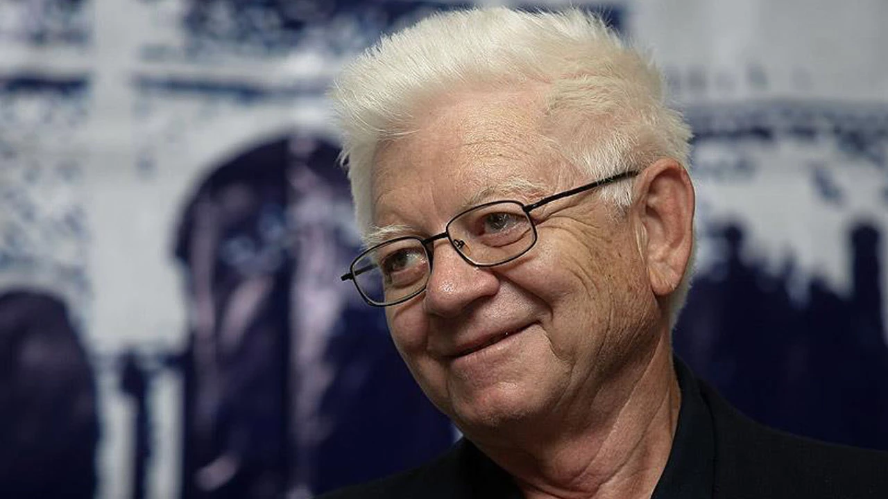 Oktay Sinanoğlu Kimdir?