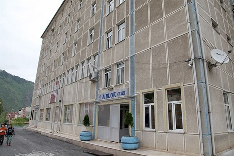 Maçka Şükrü Karadeniz Kyk Kız Ve Erkek Yurdu