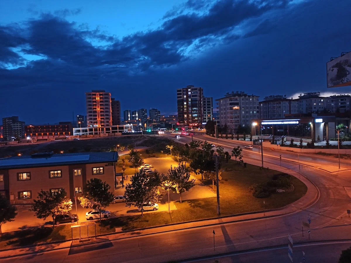 Abdülkadir Güllüoğlu Kyk Kız Öğrenci Yurdu