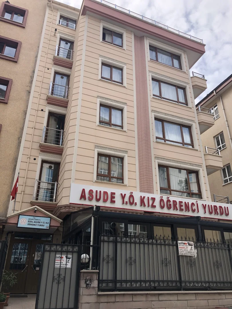 Deneme Yurdu Claude Cover