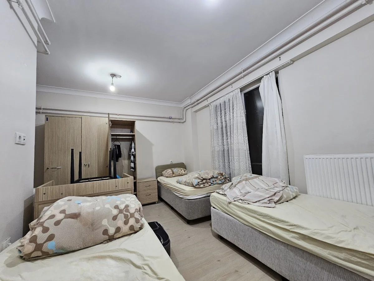 Arif Nihat Asya Kyk Kız Öğrenci Yurdu Cover