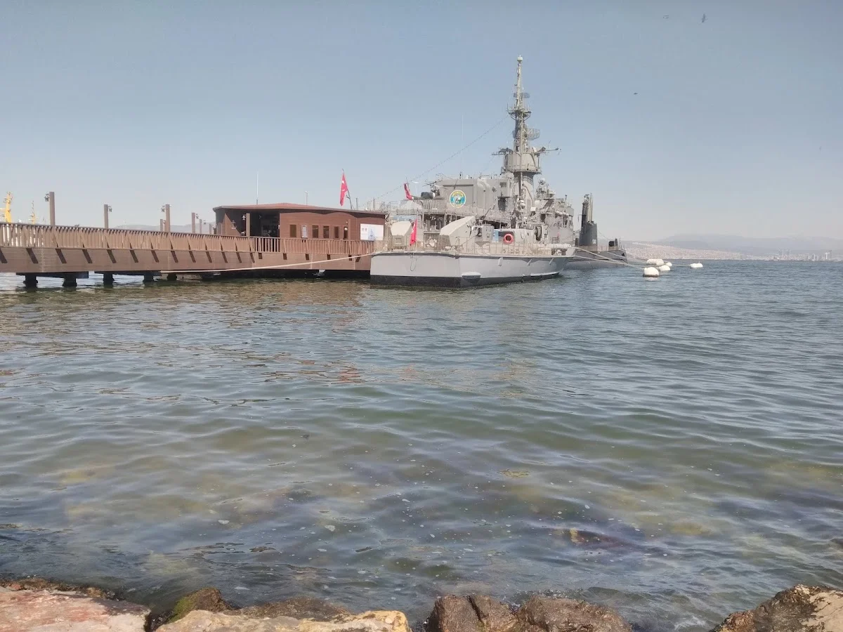 Atatürk İnciraltı Kyk Erkek Öğrenci Yurdu Fotoğraf3