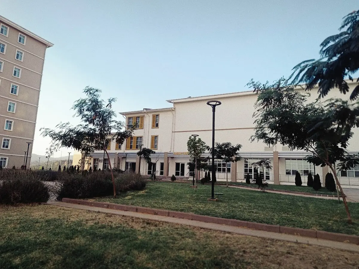 Aydın Adnan Menderes Kyk Kız Öğrenci Yurdu Fotoğraf2