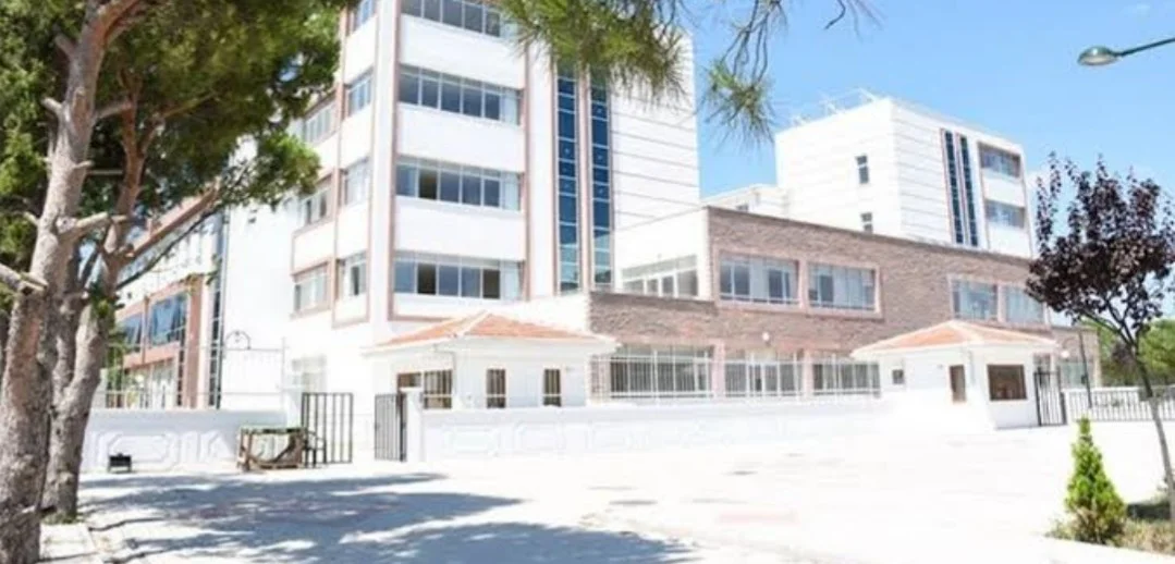 Ayvalık Kyk Kız Ve Erkek Öğrenci Yurdu Fotoğraf3