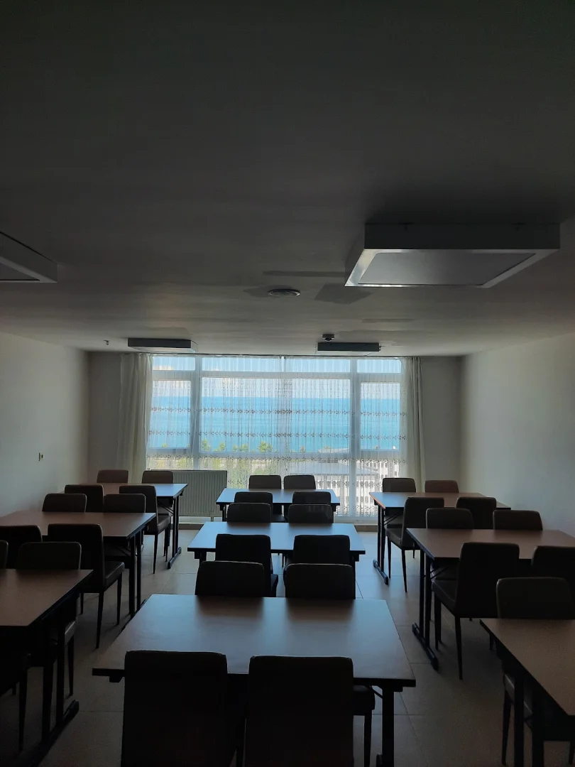 Beşikdüzü Kyk Kız Ve Erkek Öğrenci Yurdu Fotoğraf3