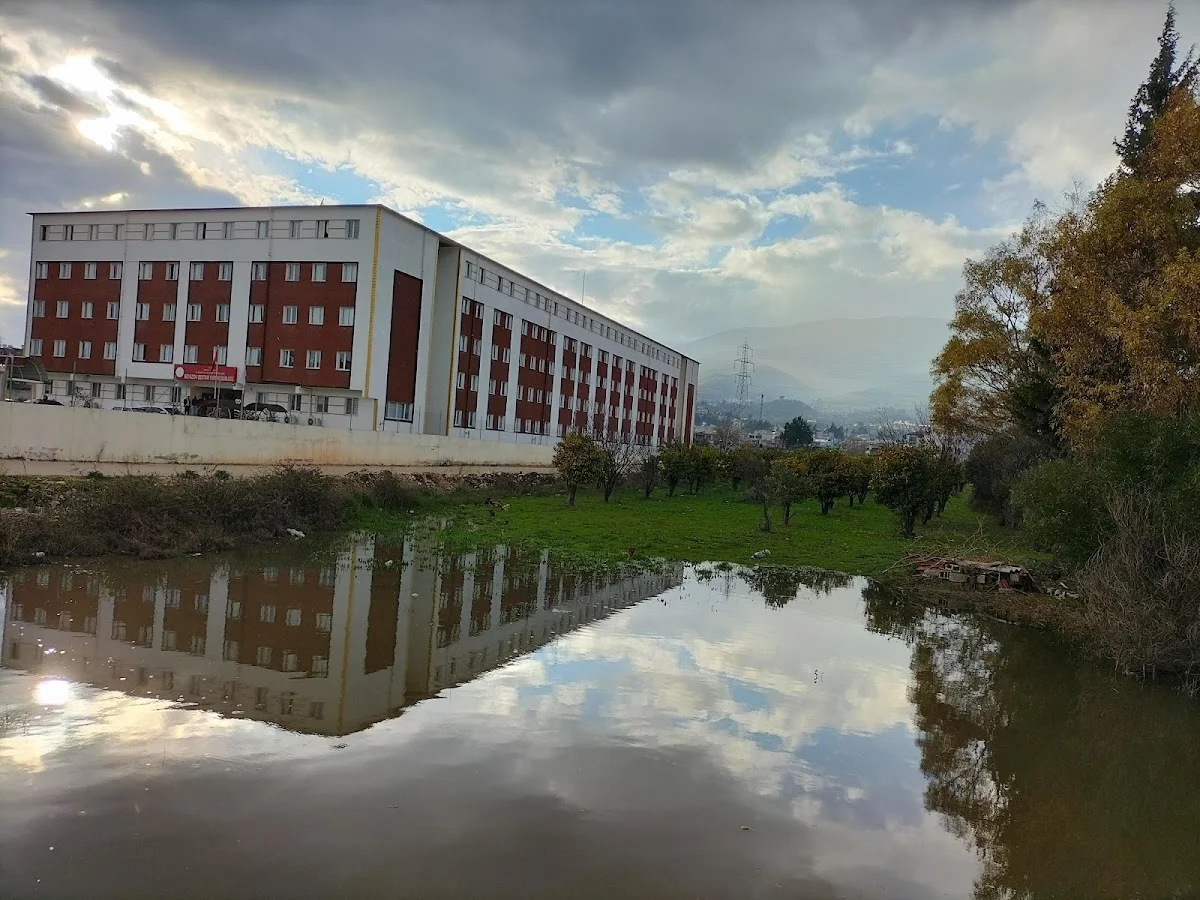 Beyazıdı Bestami Kyk Erkek Öğrenci Yurdu Cover