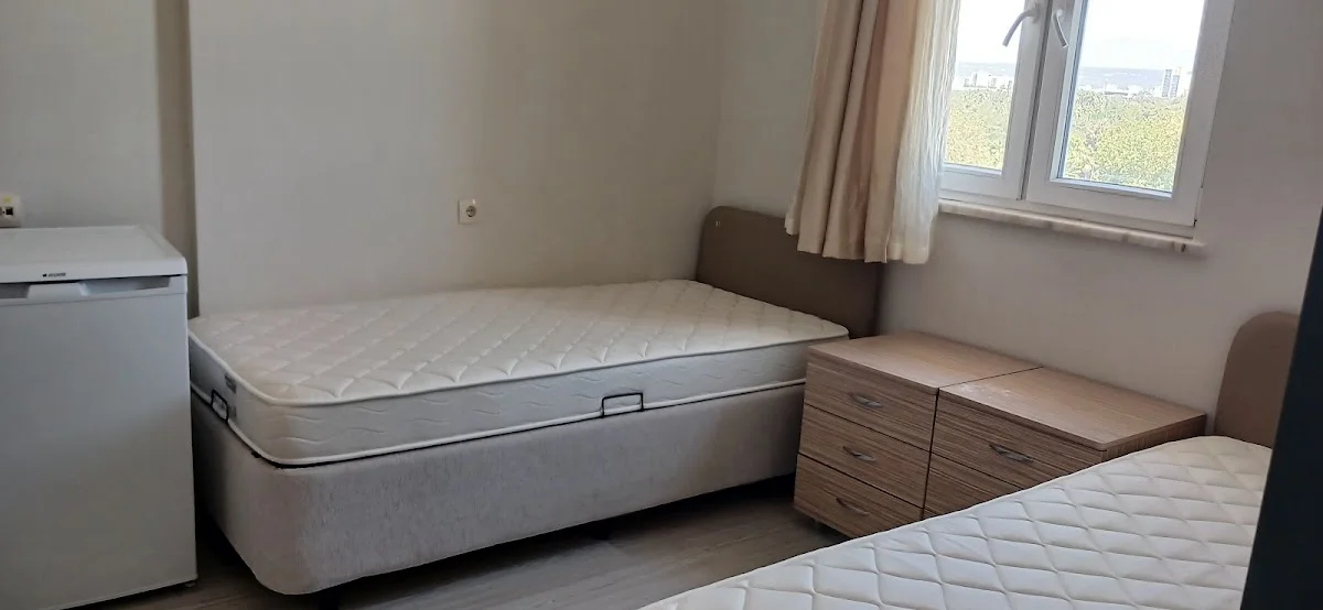 Bezm-i Alem Valide Sultan KYK Kız Öğrenci Yurdu Fotoğraf2