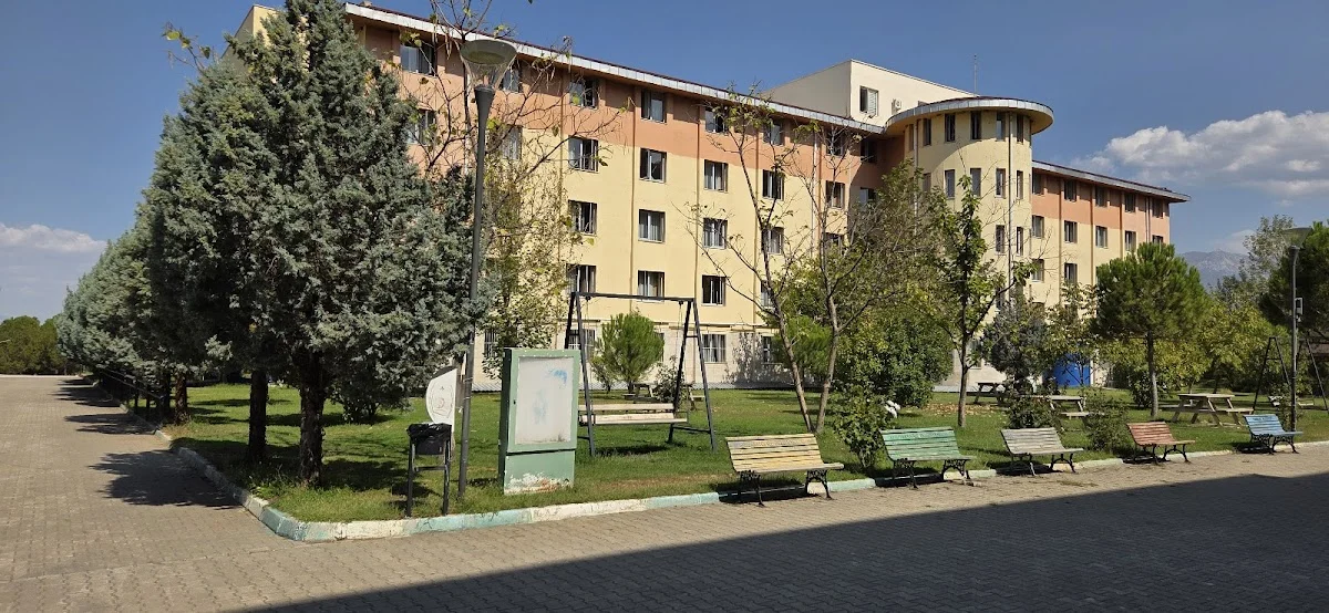 Biruni Kyk Kız Öğrenci Yurdu Cover