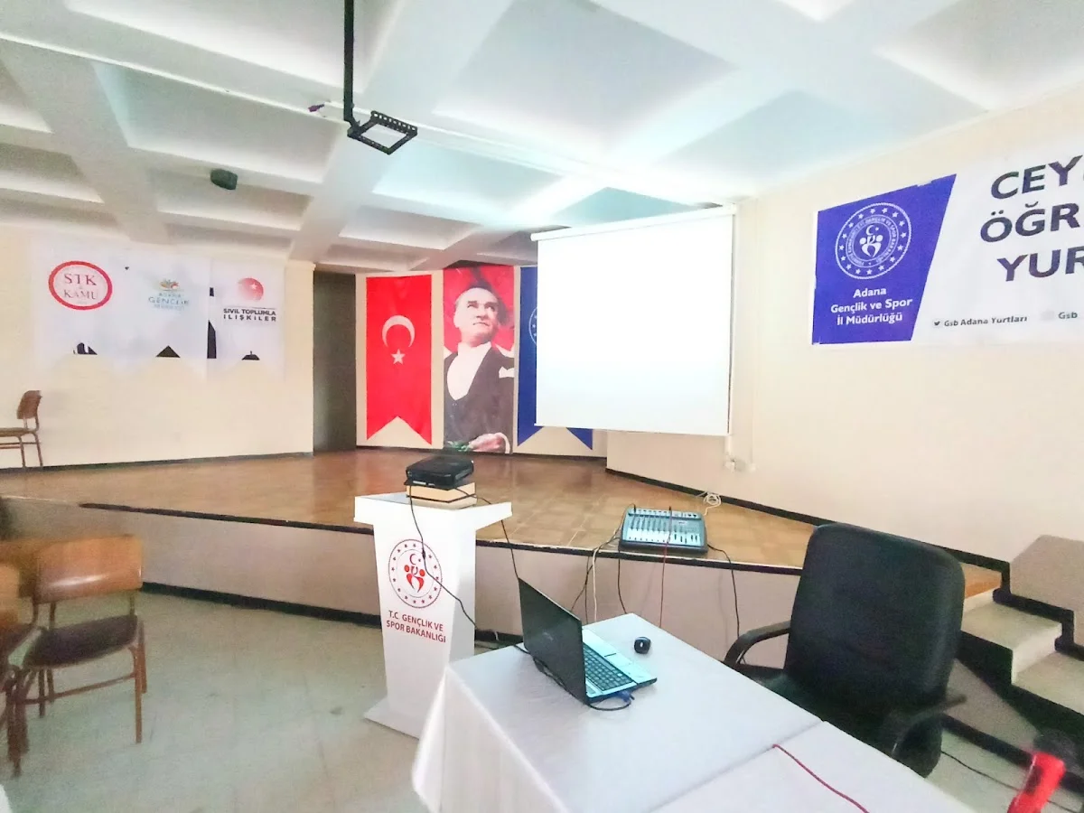 Ceyhan Kyk Kız Ve Erkek Öğrenci Yurdu Fotoğraf3