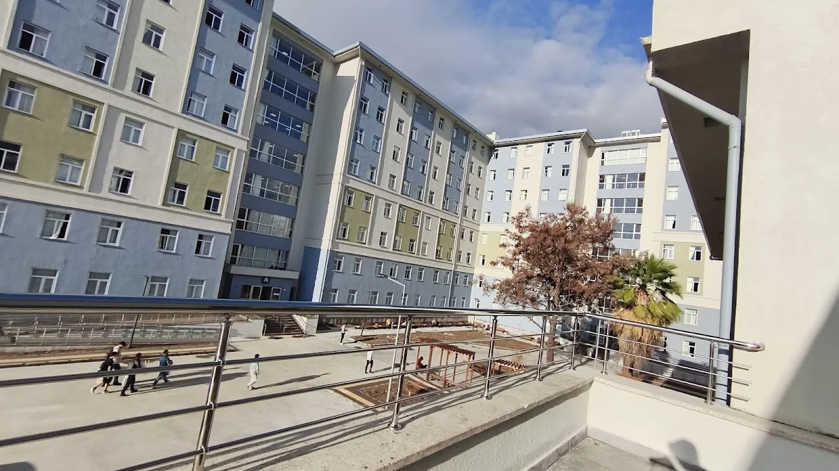 Çiğli Kyk Erkek Öğrenci Yurdu Cover