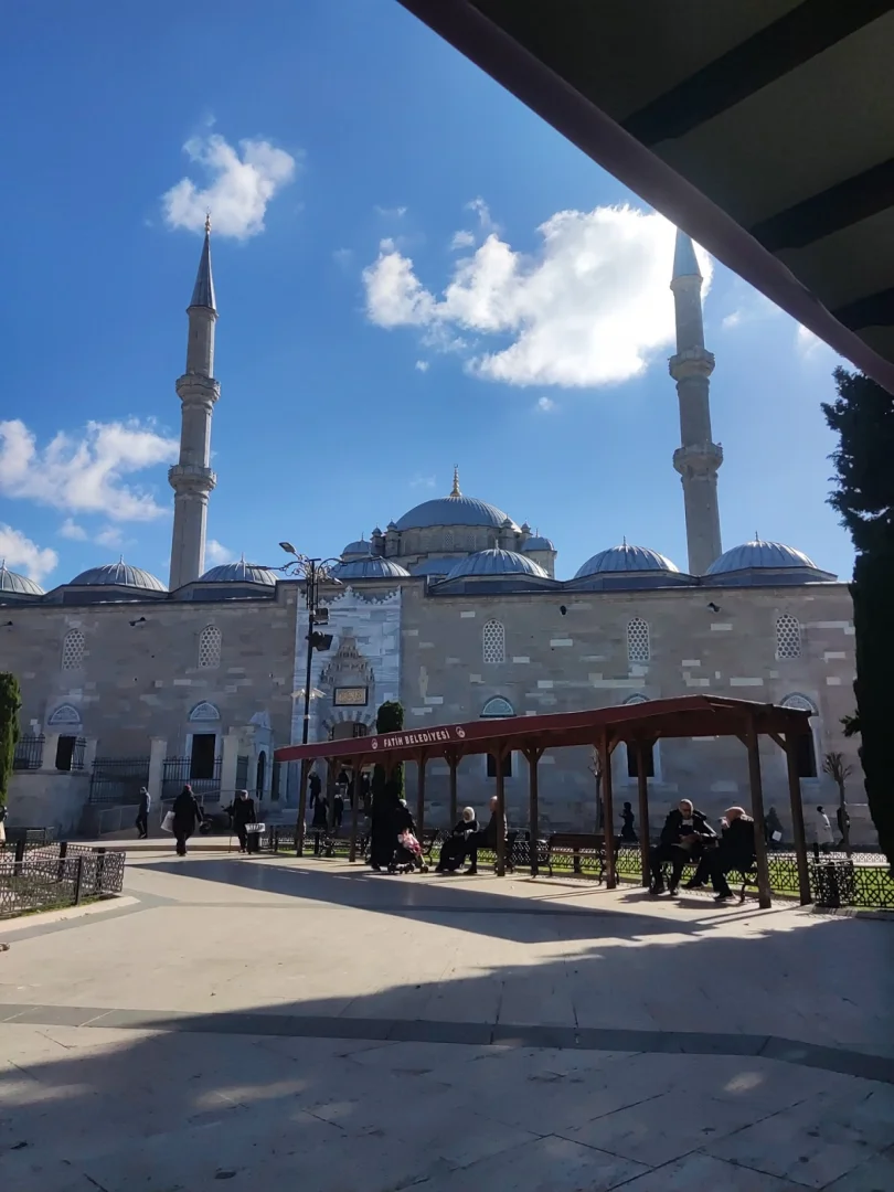 Dede Korkut Kyk Erkek Öğrenci Yurdu Cover