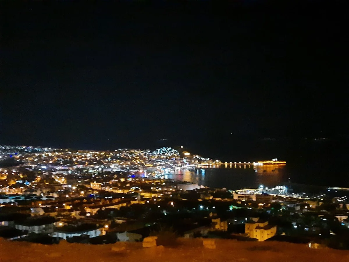 Efe Ayşe Kyk Kız Öğrenci Yurdu Müdürlüğü