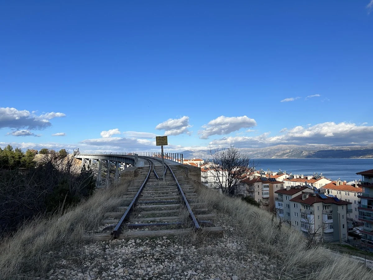 Eğirdir Kyk Kız Ve Erkek Öğrenci Yurdu Cover