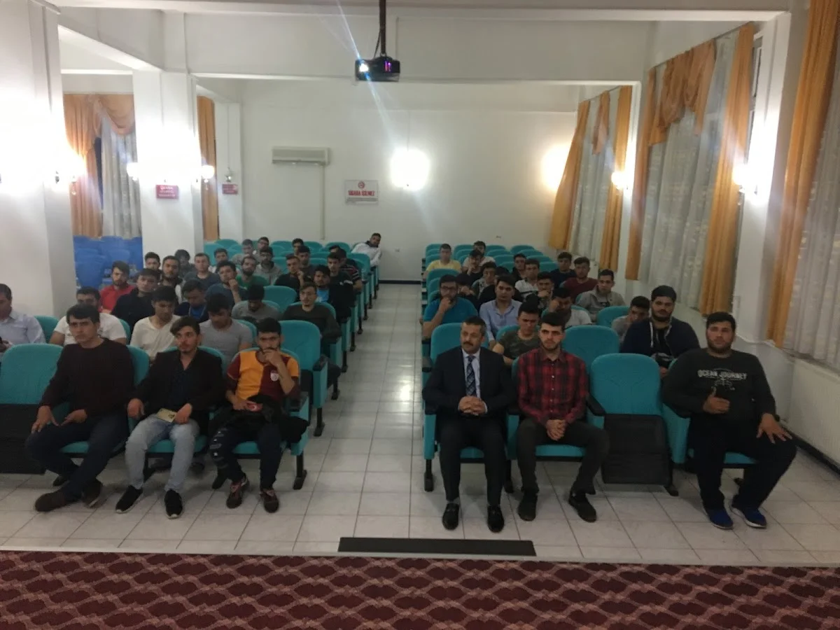 Elbistan Kyk Kız Ve Erkek Öğrenci Yurdu Cover