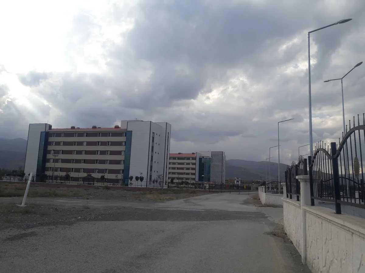 Erzincan Mengücek Gazi Kyk Kız Öğrenci Yurdu Fotoğraf2