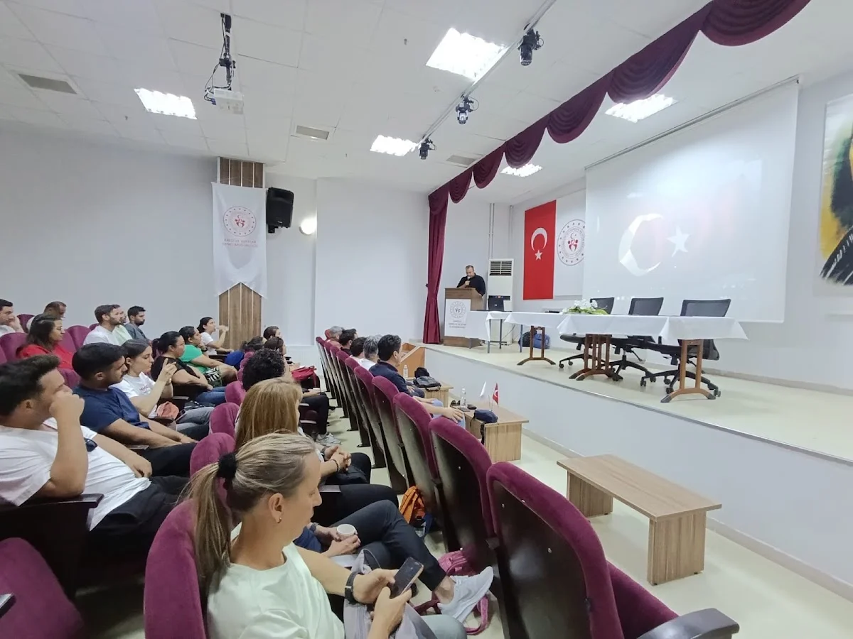 Fatma Yıldız Hanım Kyk Kız Öğrenci Yurdu Fotoğraf2