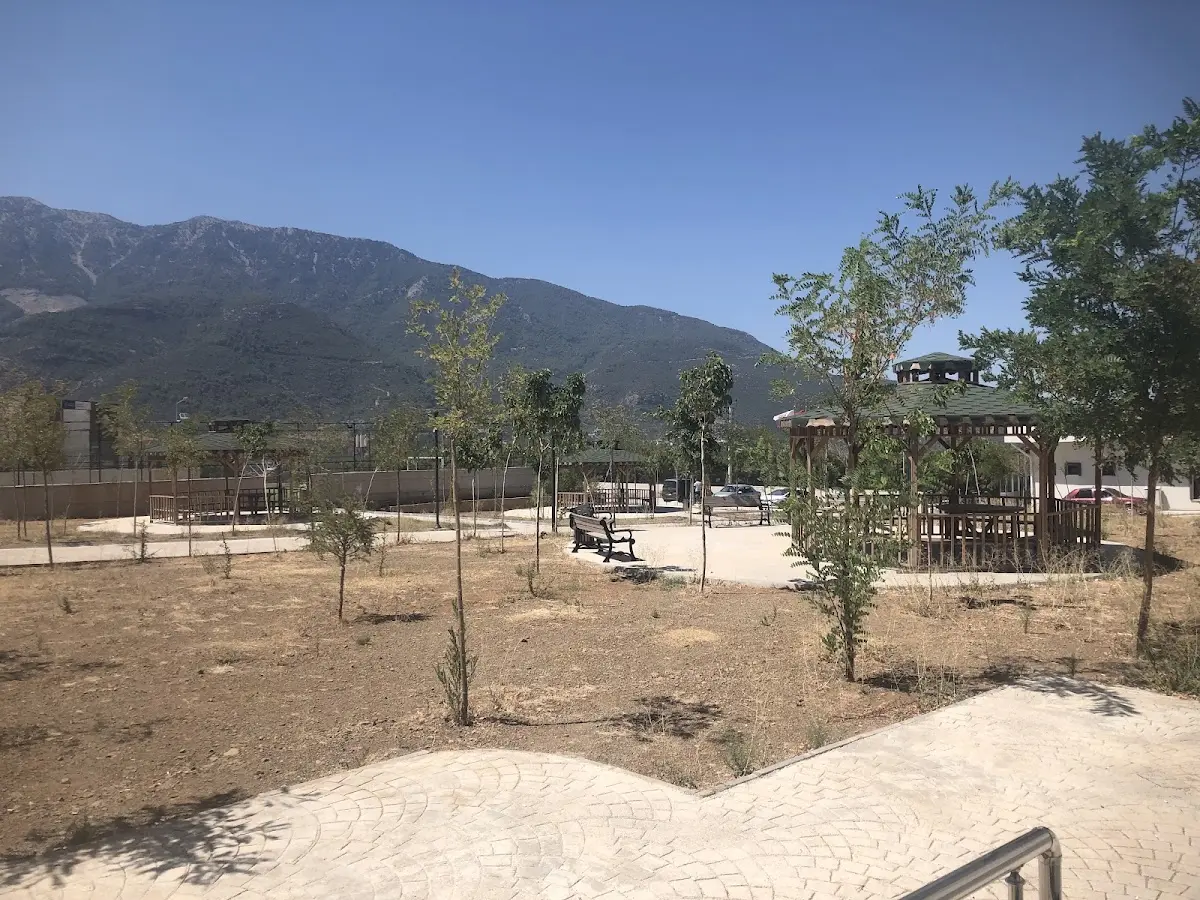 Fethiye Sıtkı Mefharet Koçman Kyk Kız Erkek Yurdu Fotoğraf3