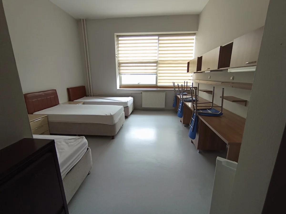 Hayrettin Karaman Kyk Kız Öğrenci Yurdu Fotoğraf2