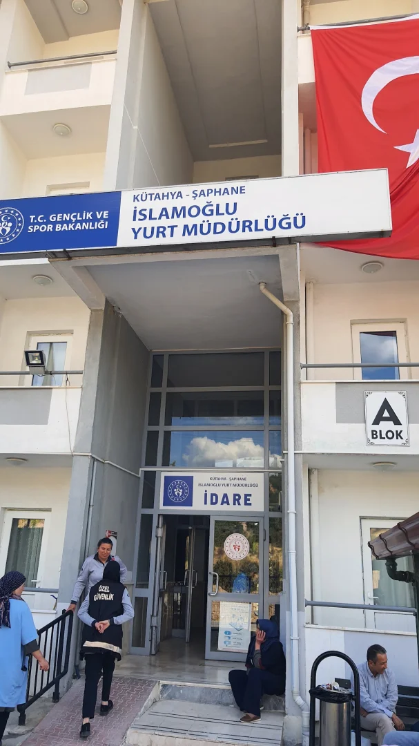 İslamoğlu Kyk Kız Ve Erkek Öğrenci Yurdu