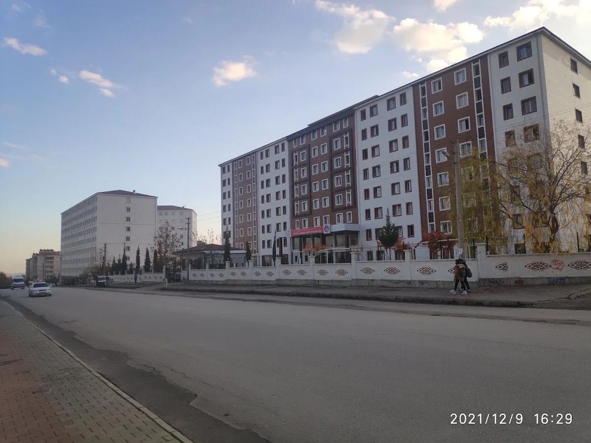 Kahta Kyk Kız Ve Erkek Öğrenci Yurdu Fotoğraf3