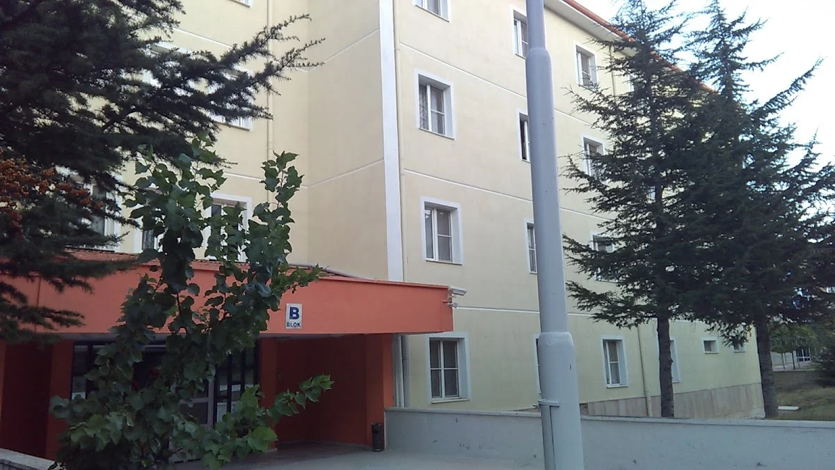 Konya Cumhuriyet Kyk Kız Öğrenci Yurdu Fotoğraf3