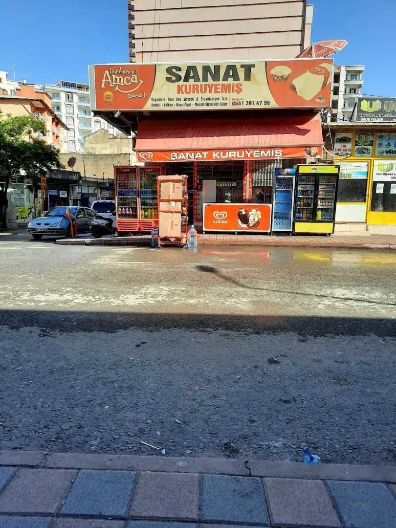 Kurtalan Kyk Kız Ve Erkek Öğrenci Yurdu Cover