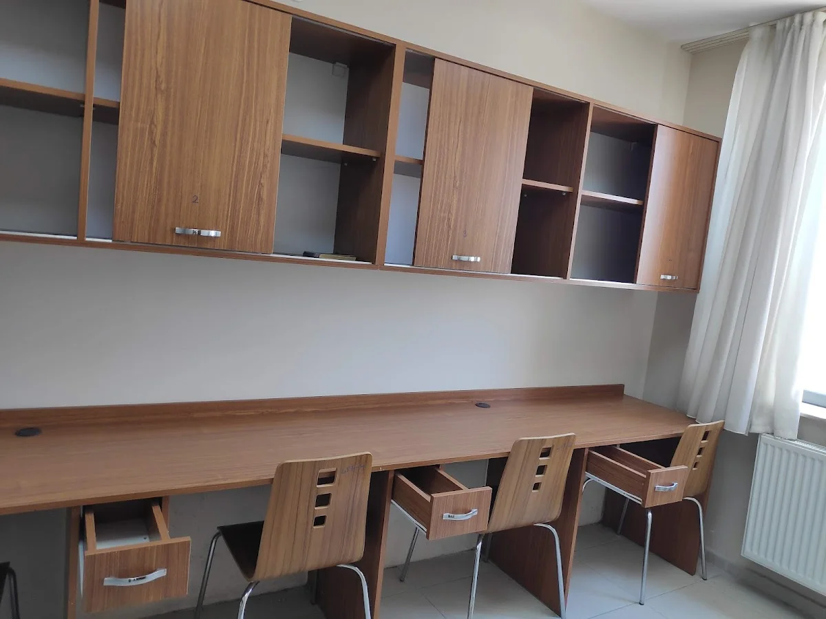 Kutalmışoğlu Süleyman Şah Kyk Erkek Öğrenci Yurdu Cover