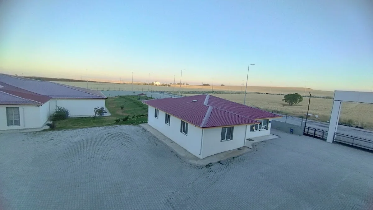 Mehmed Emin Tokadi Kyk Kız Öğrenci Yurdu Fotoğraf3