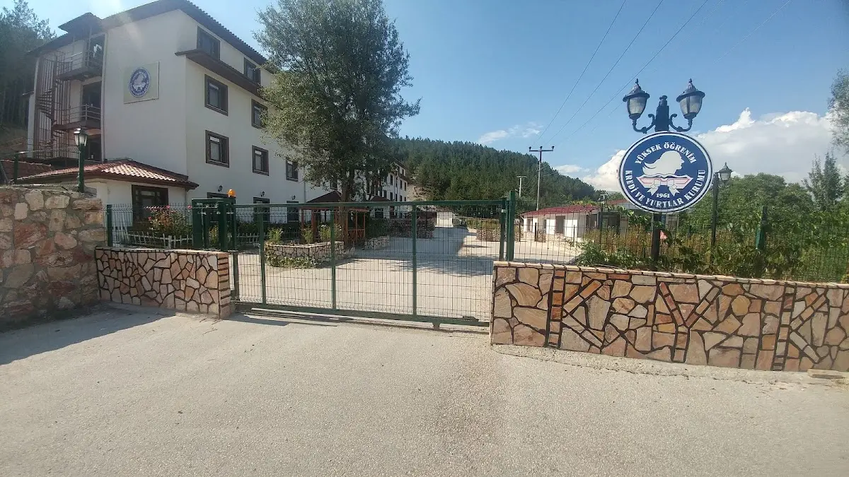 Mudurnu Hacı Mehmet Astarcı Kyk Kız Erkek Yurdu Fotoğraf2