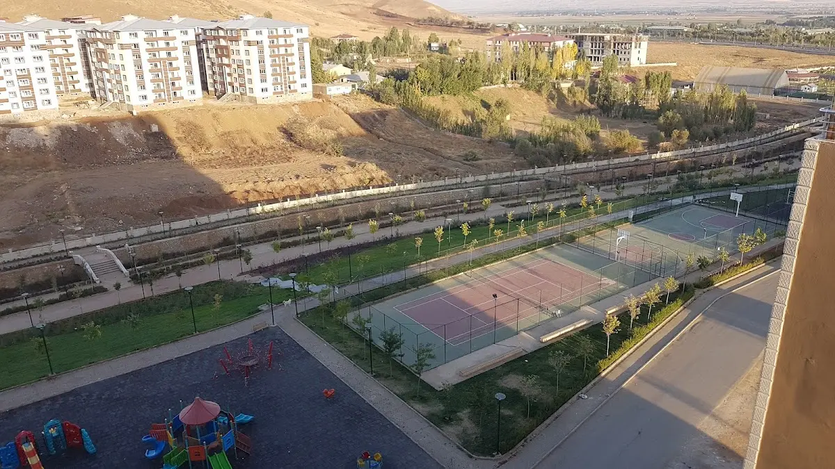 Muş Müştak Baba Kyk Kız Öğrenci Yurdu Fotoğraf2