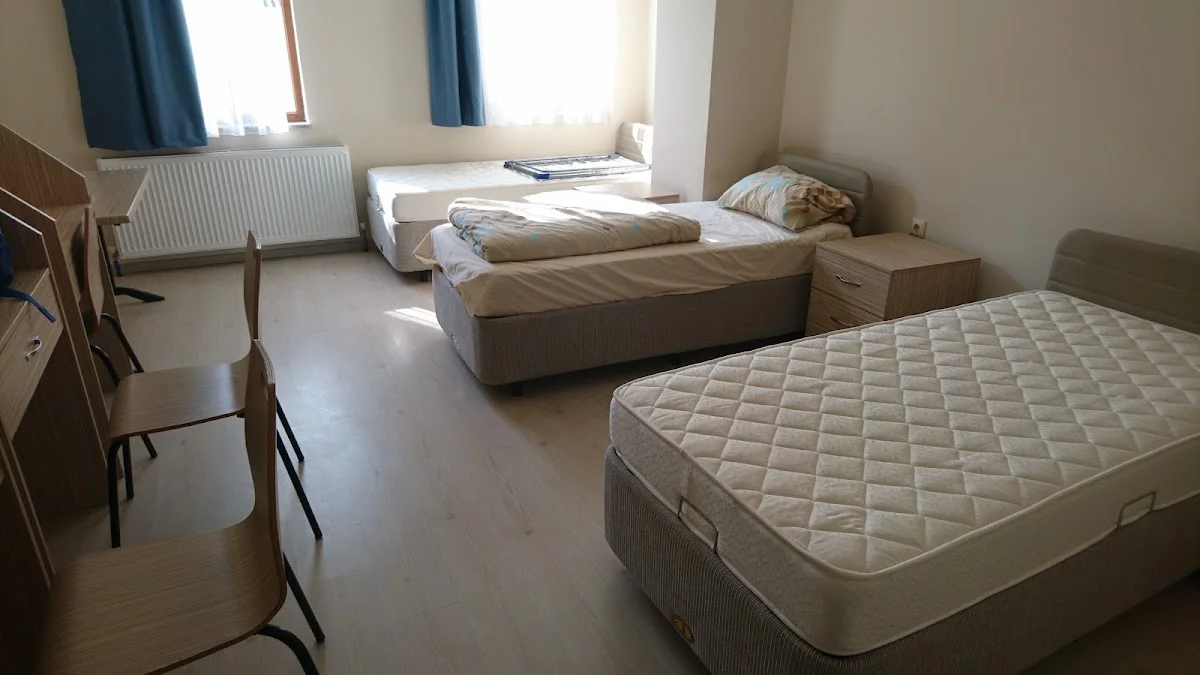 Pertevpaşa Kyk Kız Öğrenci Yurdu Fotoğraf3