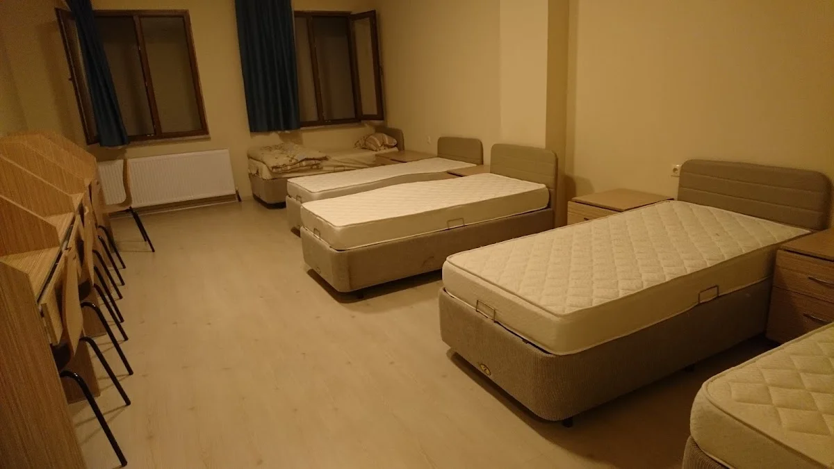 Pertevpaşa Kyk Kız Öğrenci Yurdu Fotoğraf2