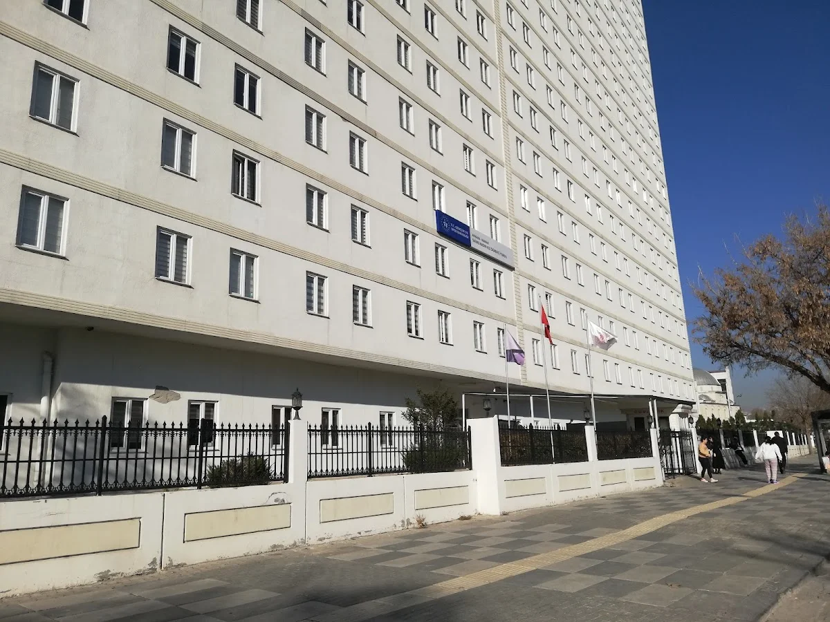 Saime Kadın KYK Kız Öğrenci Yurdu