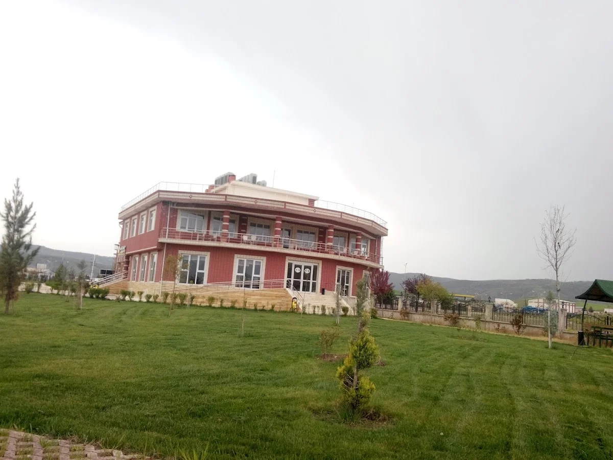 Siirt Kyk Erkek Öğrenci Yurdu Cover