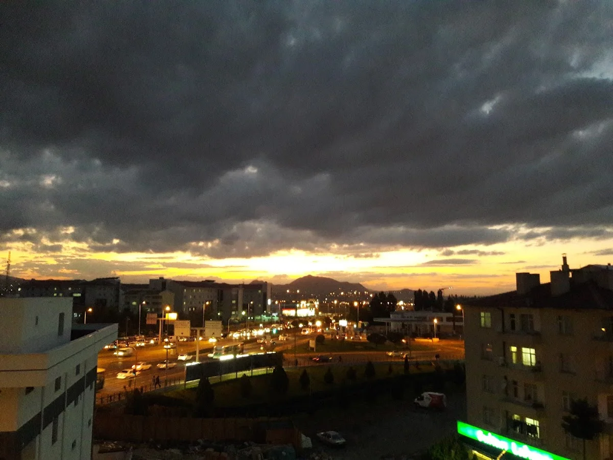 Şule Yüksel Şenler Kyk Kız Öğrenci Yurdu Fotoğraf2