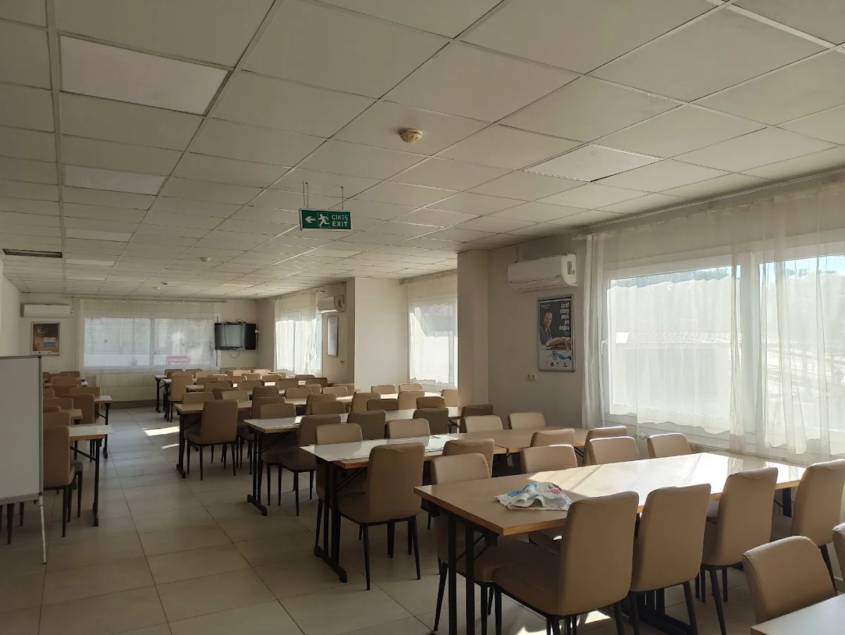 Tarsus Kyk Kız Ve Erkek Öğrenci Yurdu Fotoğraf3