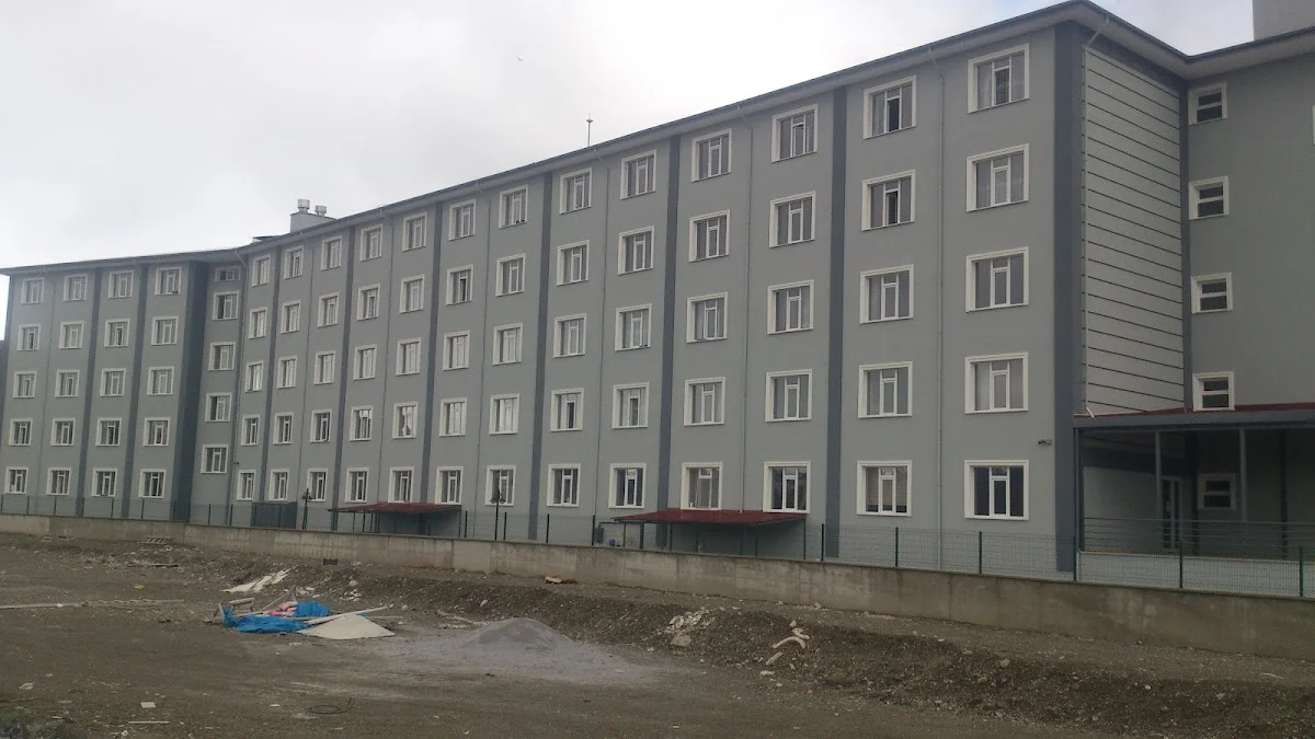 Terzibaba Kyk Kız Öğrenci Yurdu Cover