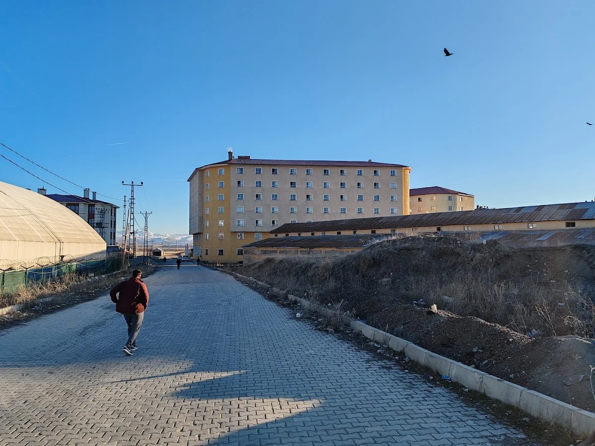 Ümmü Eyüp Kyk Kız Öğrenci Yurdu Fotoğraf2