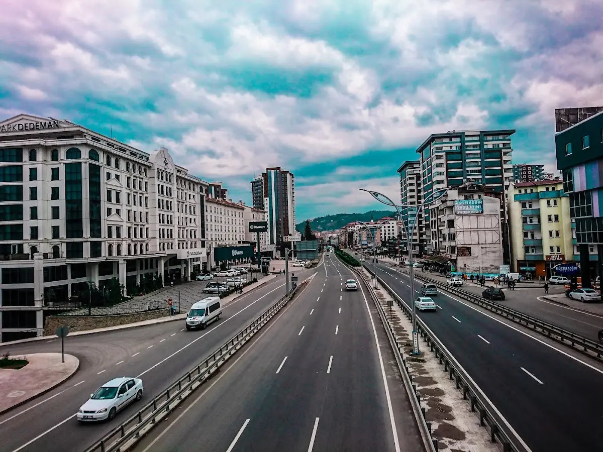 Yomra Kanuni Kyk Erkek Öğrenci Yurdu