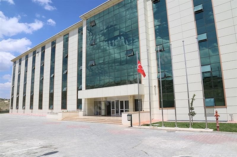 Besni Servi M.erdemoğlu Kyk Kız Ve Erkek Yurdu