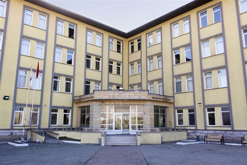 Prof.Dr. Mahir Tevrüz Kyk Kız Ve Erkek Yurdu