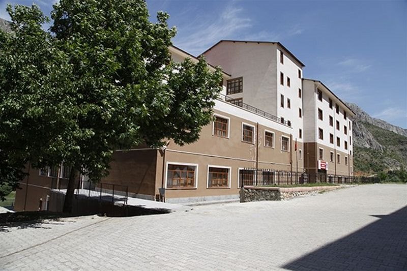 Kemaliye Osman Nuri Akın Kyk Kız Ve Erkek Yurdu