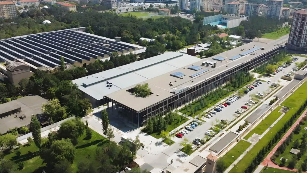 Abdullah Gül Üniversitesi Cover