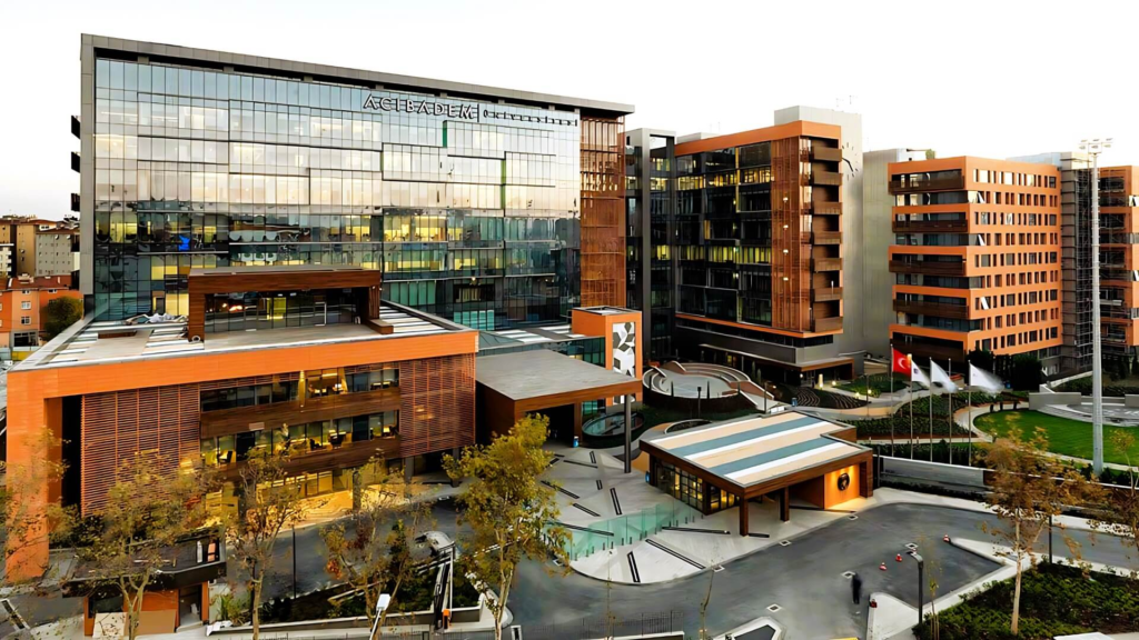 Acıbadem Üniversitesi Cover