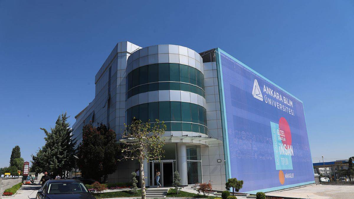 Ankara Bilim Üniversitesi Cover
