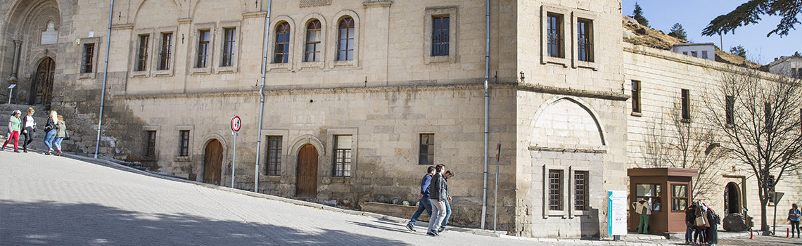 Kapadokya Üniversitesi Cover