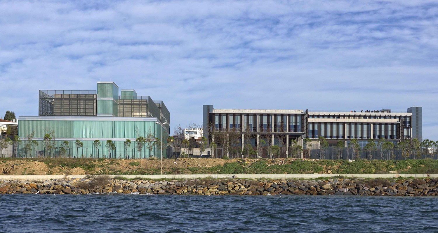 Piri Reis Üniversitesi Cover